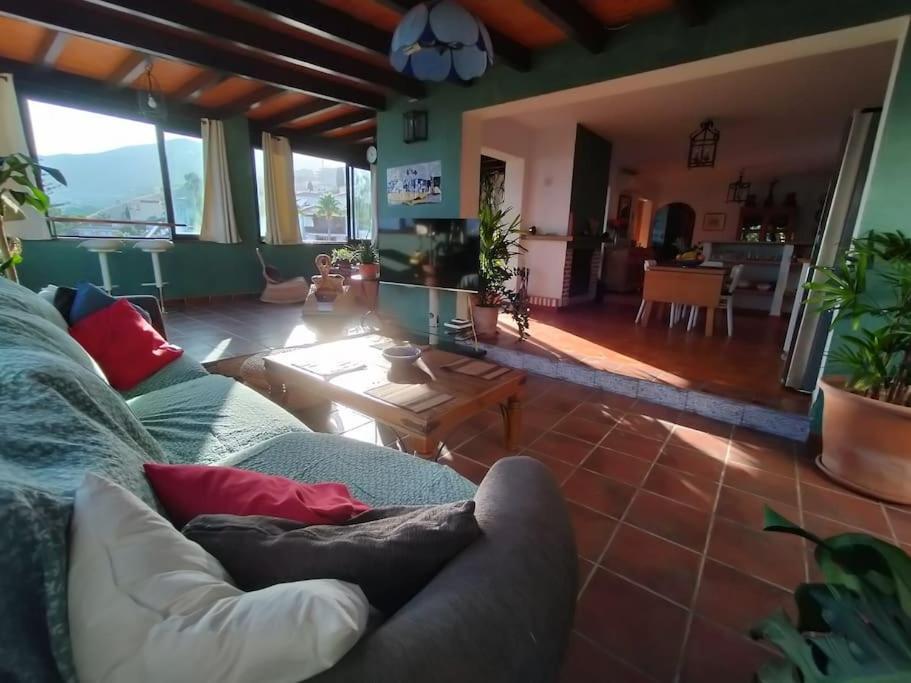 Vila Vivienda Acogedora Con Piscina Arroyo De La Miel Exteriér fotografie